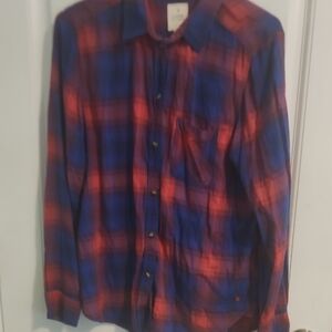 American Eagle Outfitters Red and Blue Vintage Boyfriend Shirt (Z28)